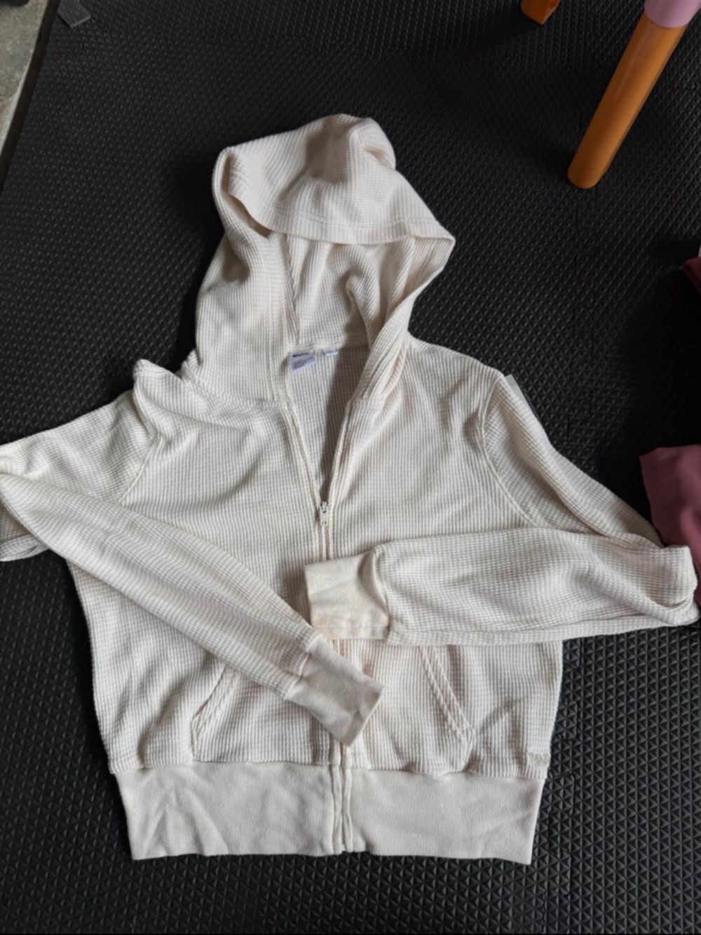 Aritzia sweater